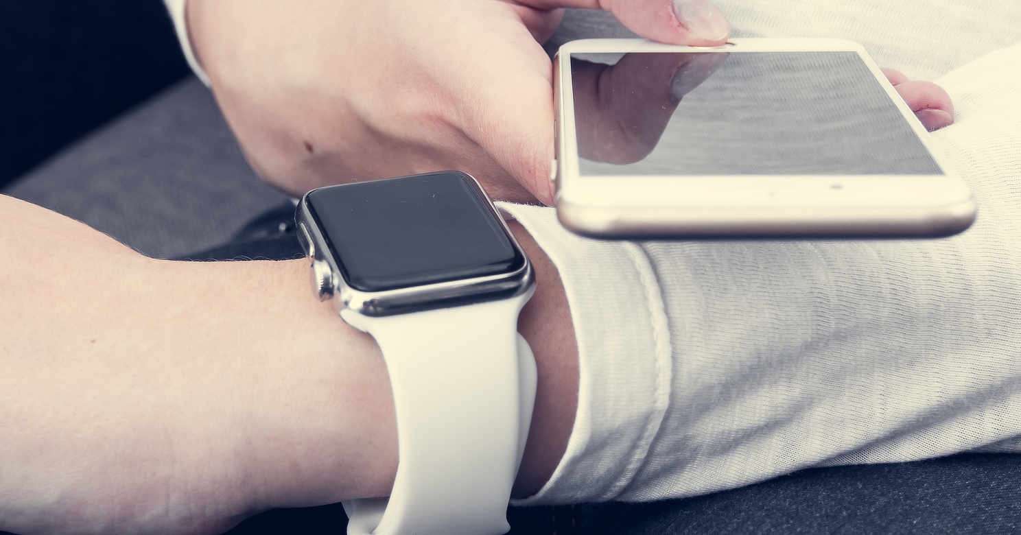 [decorative] Apple Watch and iPhone